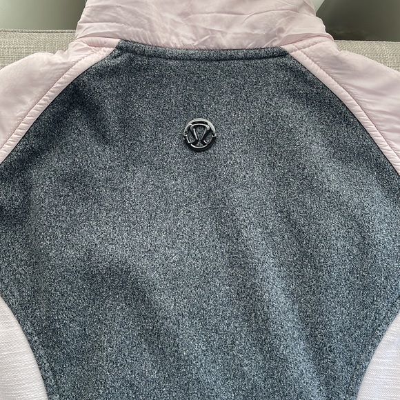 LULULEMON PEDAL POWER JACKET WOMEN'S SIZE 6 NEUTRAL BLUSH PINK FULL ZIP - Picture 13 of 16
